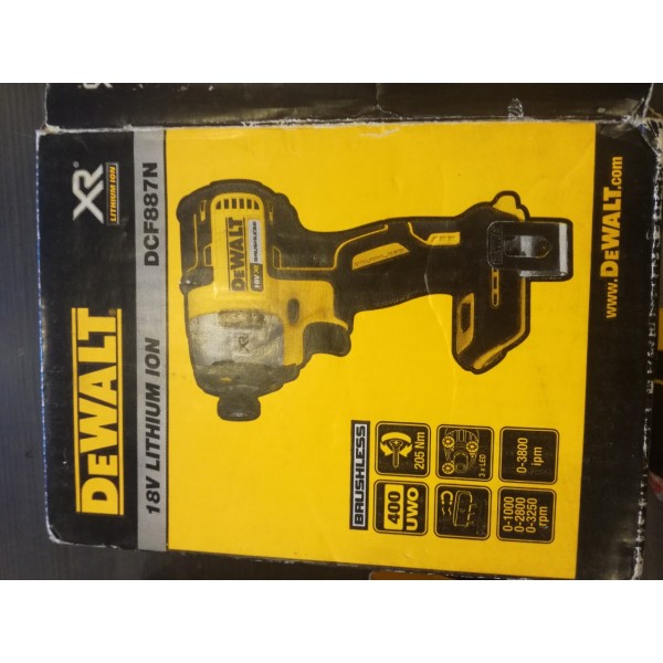 DeWalt DCF887